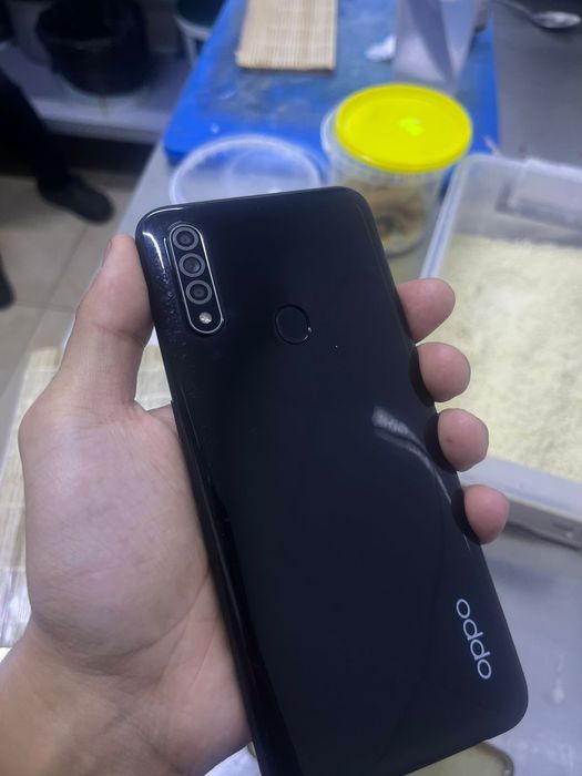 продам OPPO A31 . 256Gb 8ram