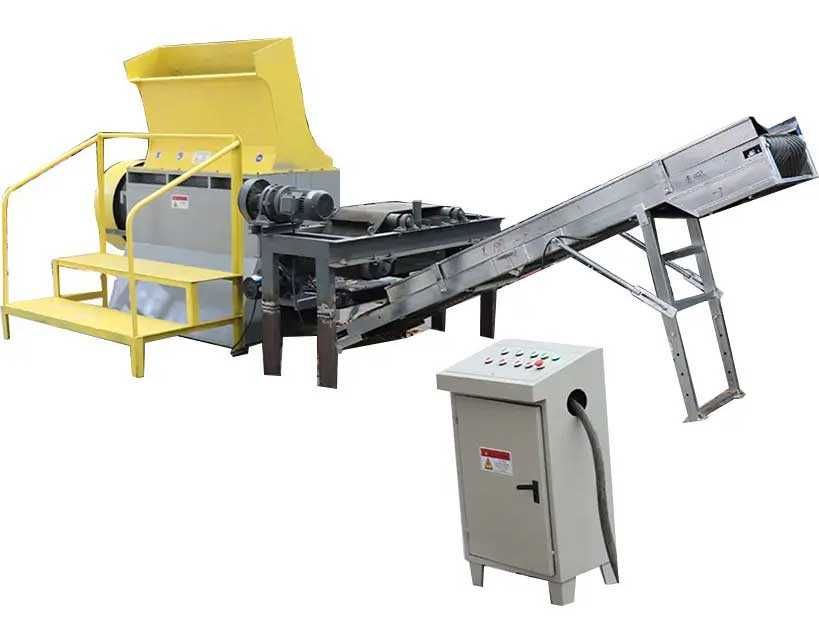 нов индустриален шредер за дробене на дървени палети и отпадъци