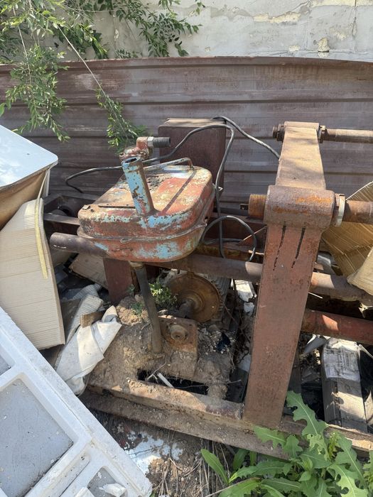 Продаётся пресс для макулатуры, ПЭТ и тд