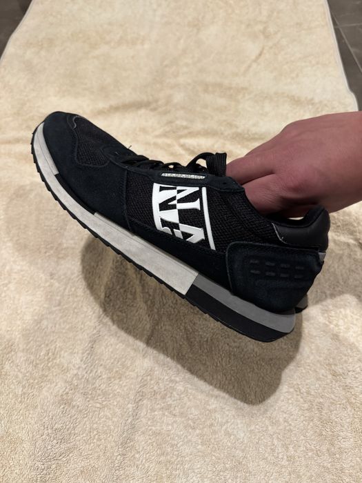 4 чифта обувки - номер 44 - цена за всички 120 евро