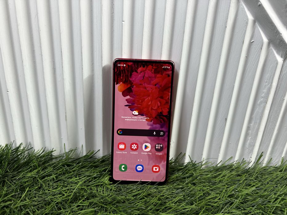 Телефон Samsung S20 FE 128 gb