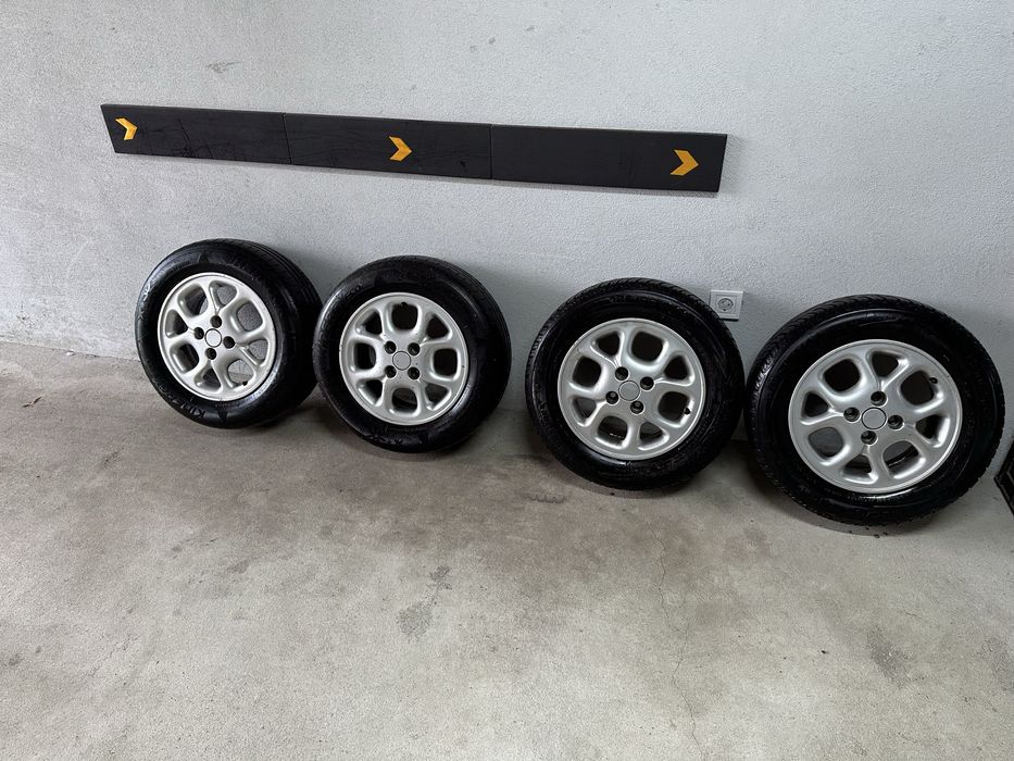 Продавам оригинални алуминиеви джанти за Рено 14 цола 4х100