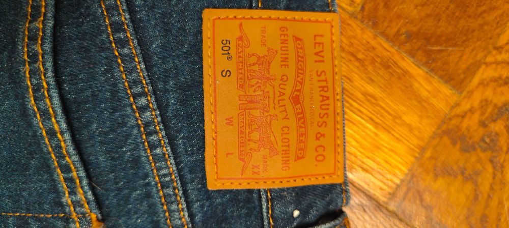 Blugi Levis originali