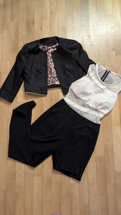 Официално сако и гащеризон с цип отзад