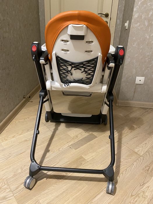 Стульчик для кормления Peg Perego Siesta