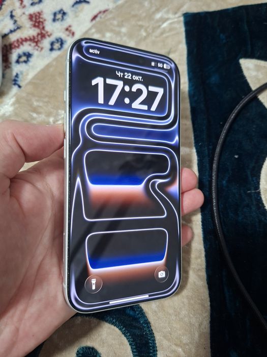 Продам iPhone 17pro 256gb