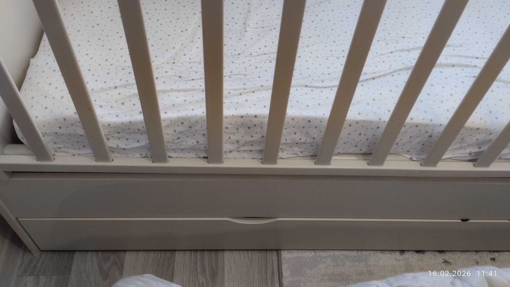 Продам кровать детскую б/у