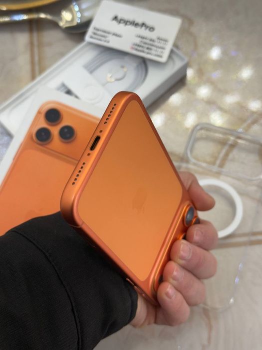 Iphone 17 pro max srochna orange