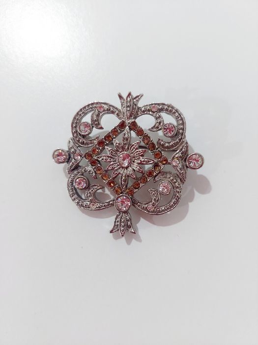 Продам броши.СССР