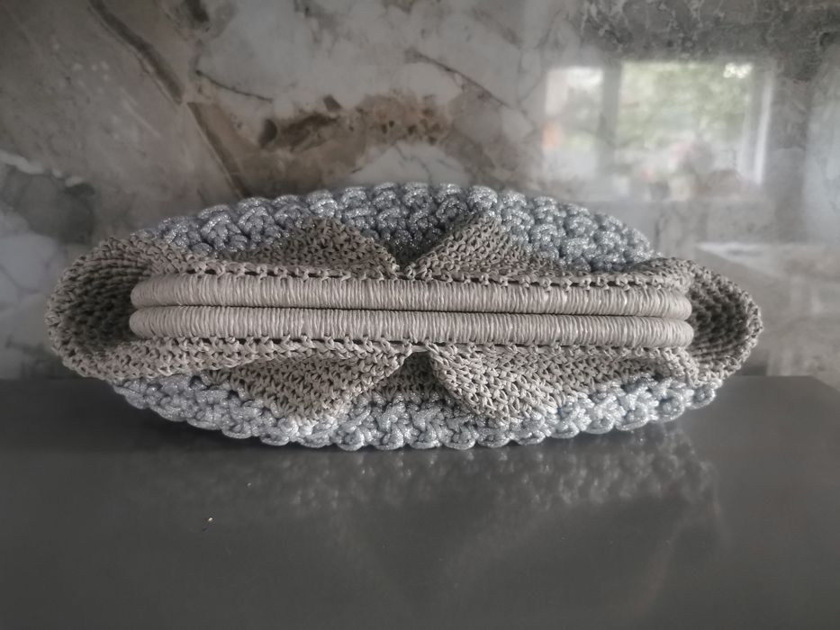 Плетена чанта сива