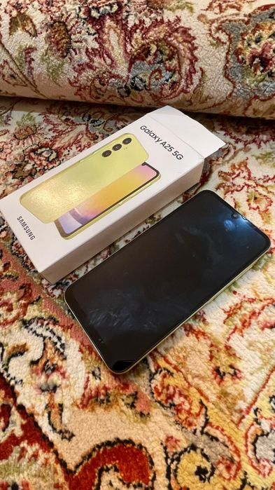 Samsung A25 в идеале СРОЧНО