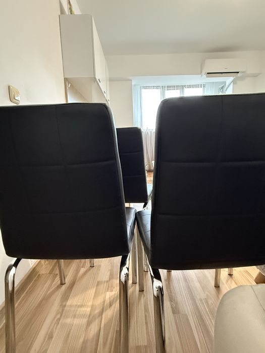 Трапезни столове