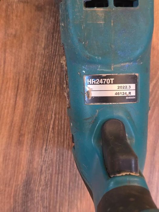 Ciocan rotopercutor Makita HR2470, 780W, 2.4J, 1100 RPM, mandrina -P-