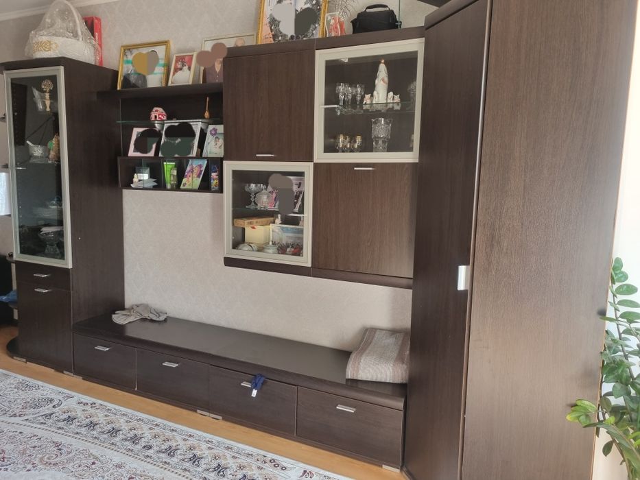 Стенка в гостиную