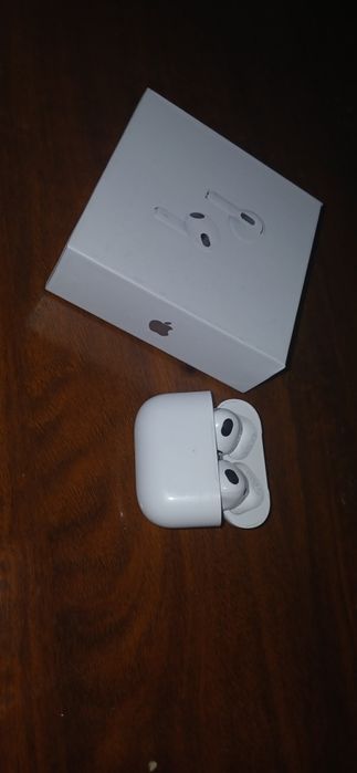 Airpods 4  sotiladi