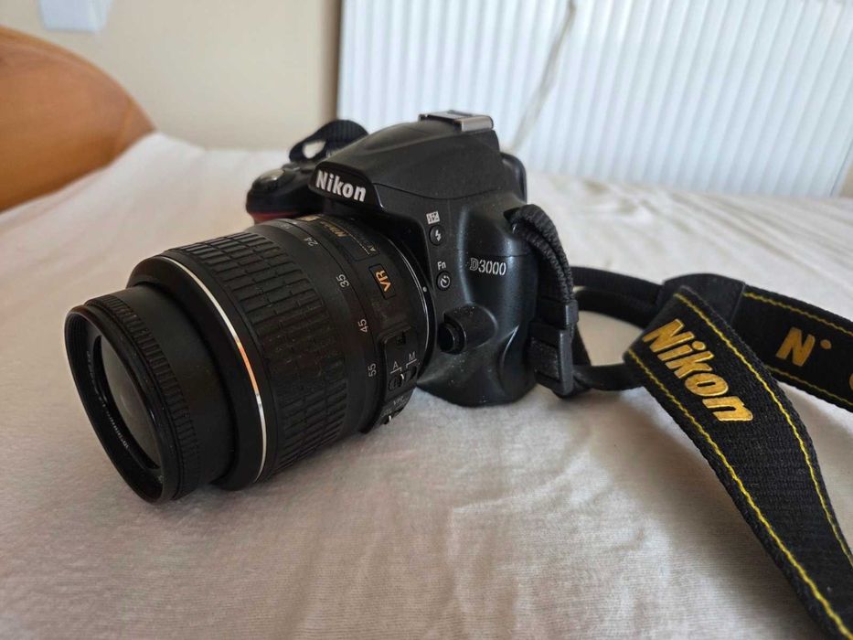 фотоапарат Nikon D3000