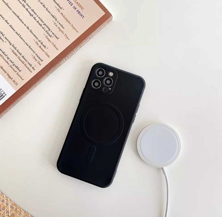 Husa Premium cu microfibra MagSafe pentru iPhone 14 Pro , 14 Plus