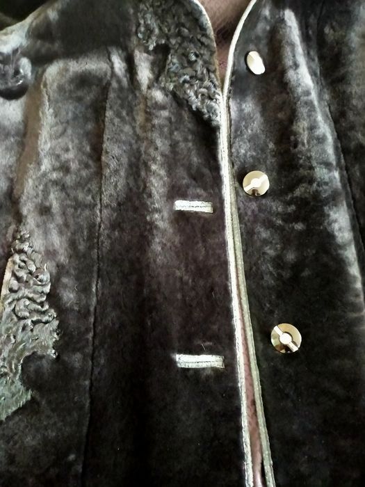 Продается новая шуба