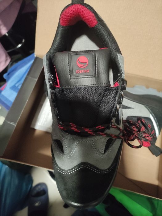 Летни работни обувки с метално бомбе