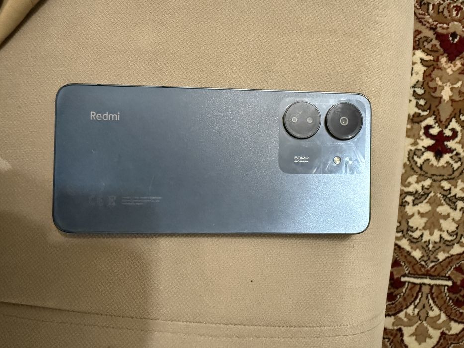 Redmi 13 C.