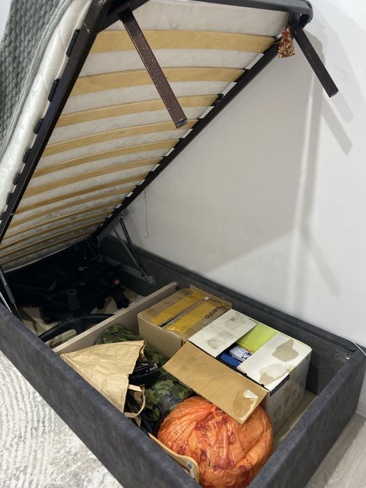 Продам кровать односпальная