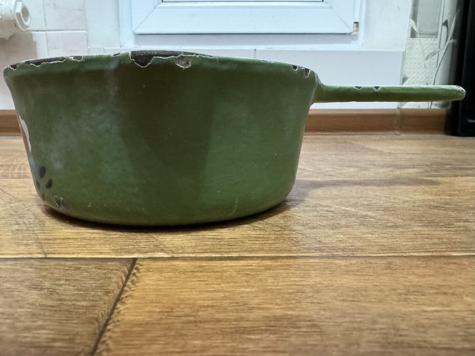 Чугунный советский ковш