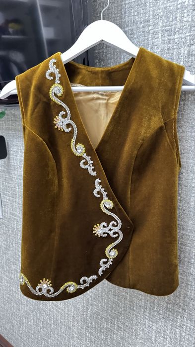 Кәжекей қазақша сатылады