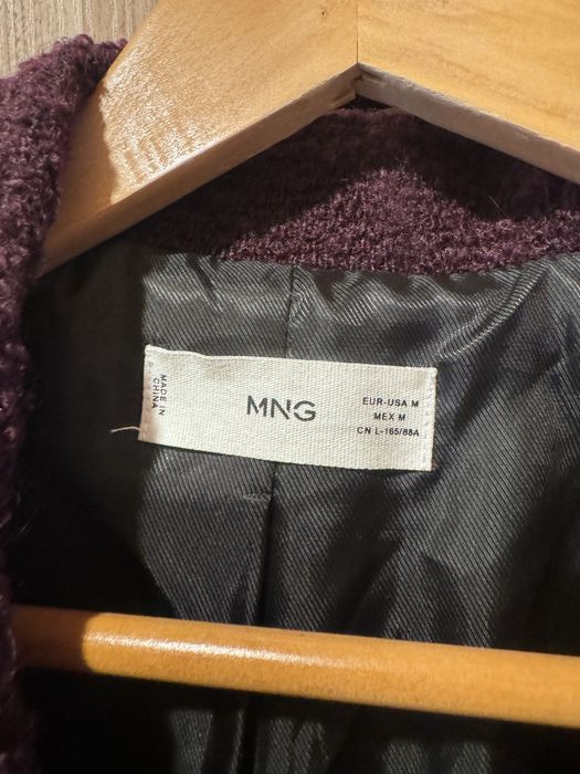 Пальто модного оттенка