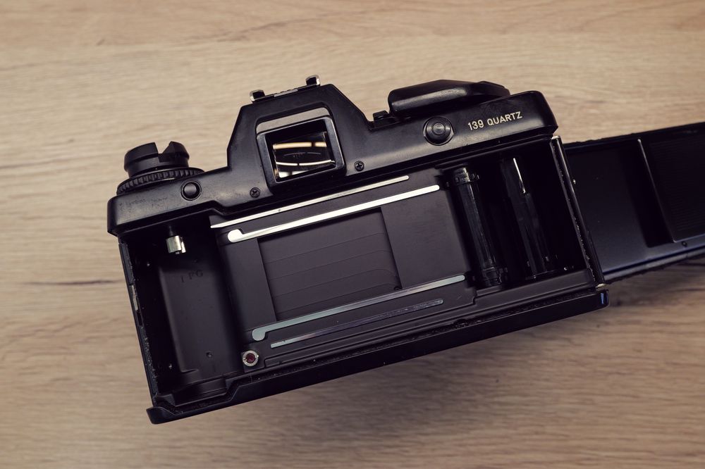 Aparat foto film Contax 139 Quartz Carl Zeiss Planar 50mm 1.7