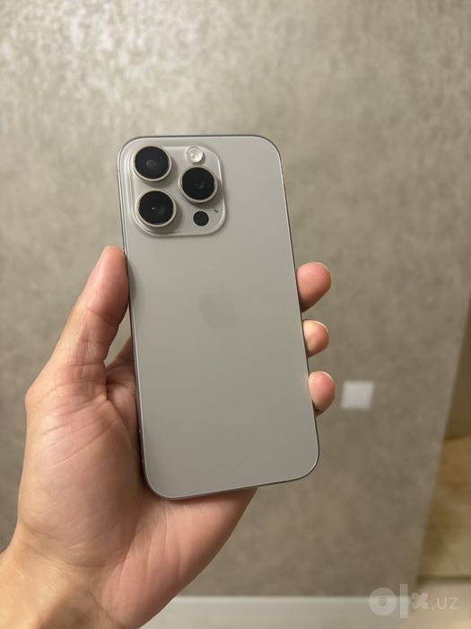 Продам Iphone 15 Pro, Natural Titanium, 256Gb, E-Sim, Full.