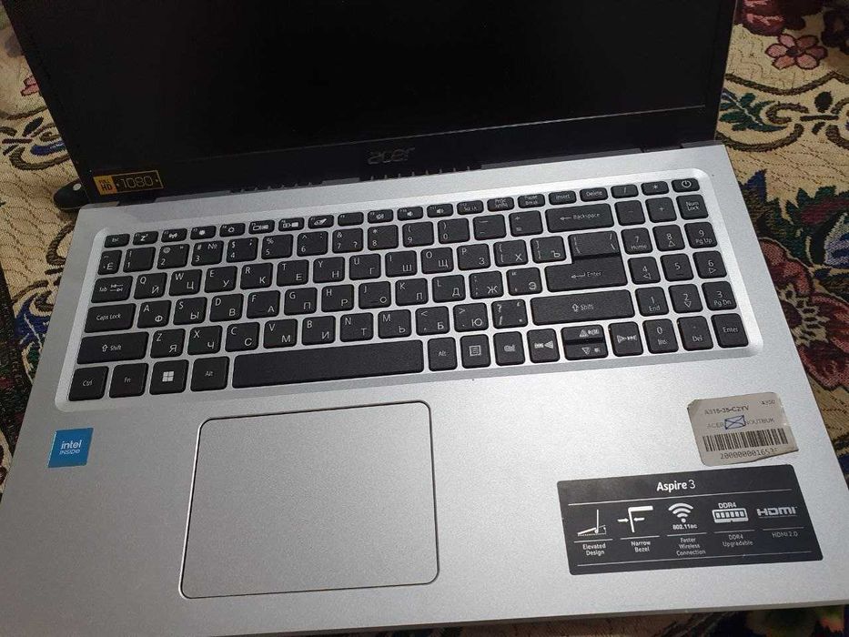 Noutbook kafolati bilan.