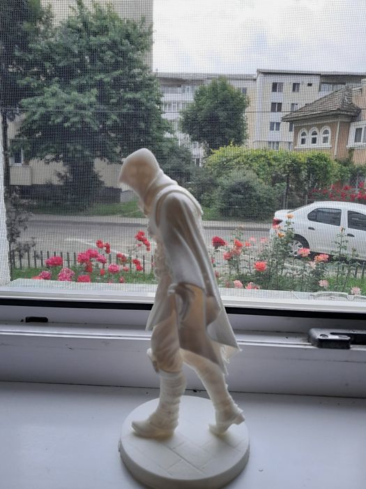 Figurina Assassin’s Creed (Ezio Auditore)