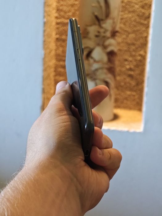 Xiaomi 12 8/256 gb