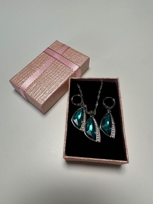 Комплект Колие с Обеци Swarovski/Сваровски