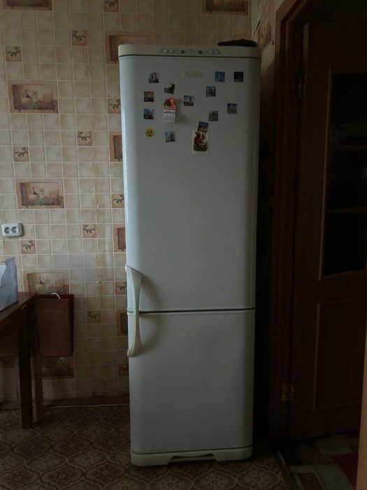 Продам холодильник б/у