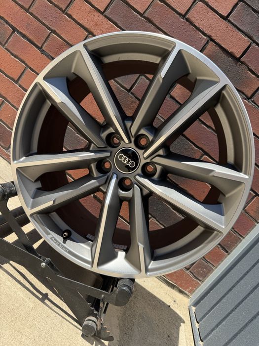 Audi Sport джанти 19 цола ( А4 А6 )