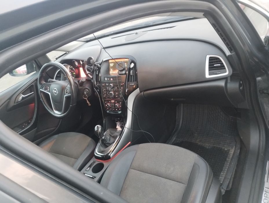 Opel astra j 2015