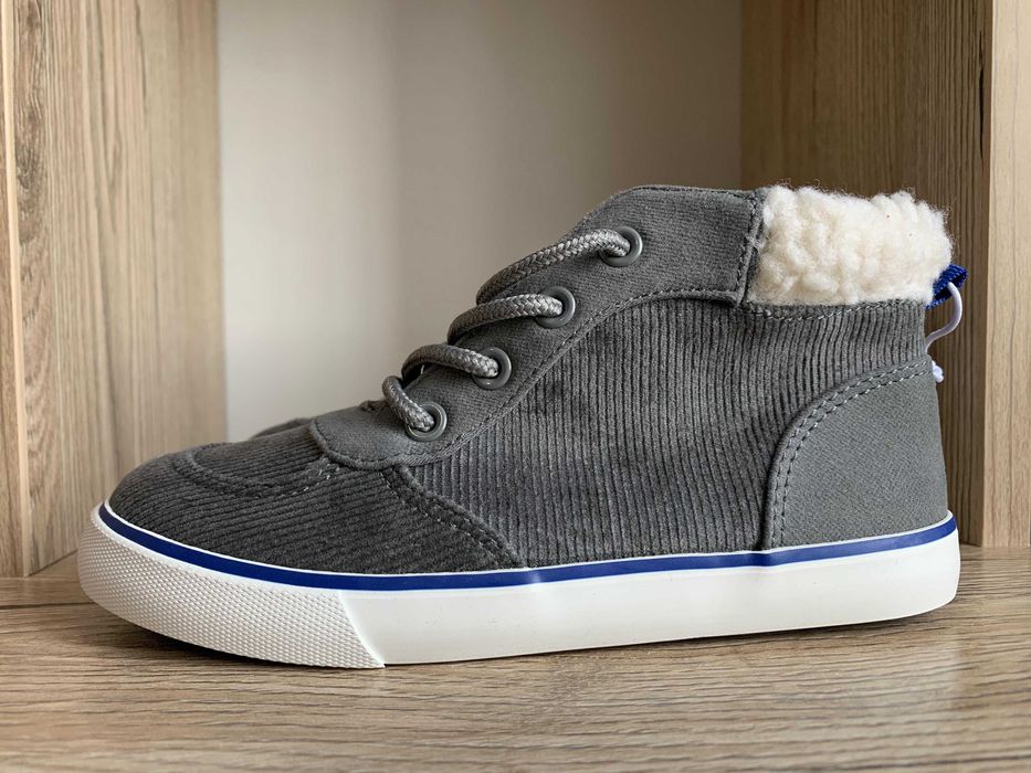 Новые ботинки gap