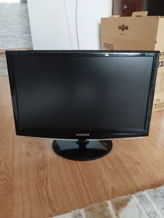 Продам монитор Samsung