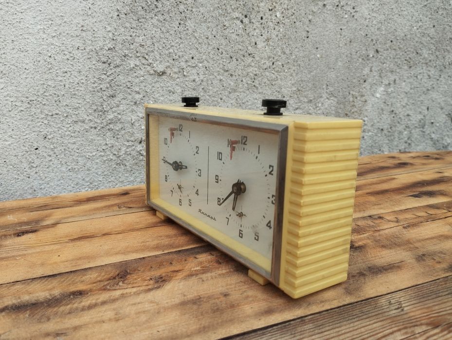 Руски часовник за шах Янтар