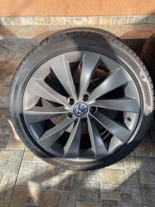 Jante R18 originale Vw Anvelope 235/40 Vara