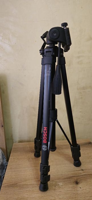 Лазерен нивелир Bosch Professional GLL 2-10