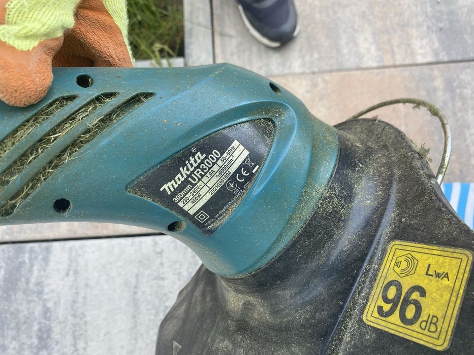 Trimmer Makita UR3000