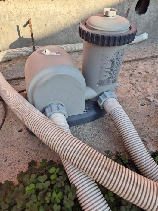 Продам бассейн INTEX