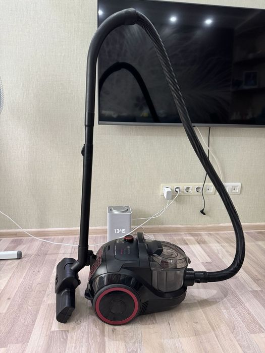Пылесос Bosch 2000W