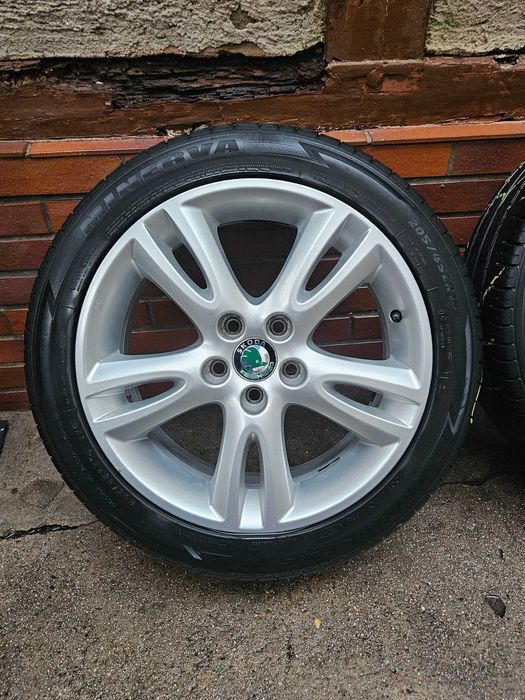 Оригинални лети джанти 16" 5x100 Scoda Fabia