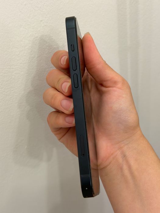 iPhone 14 в отличном состоянии