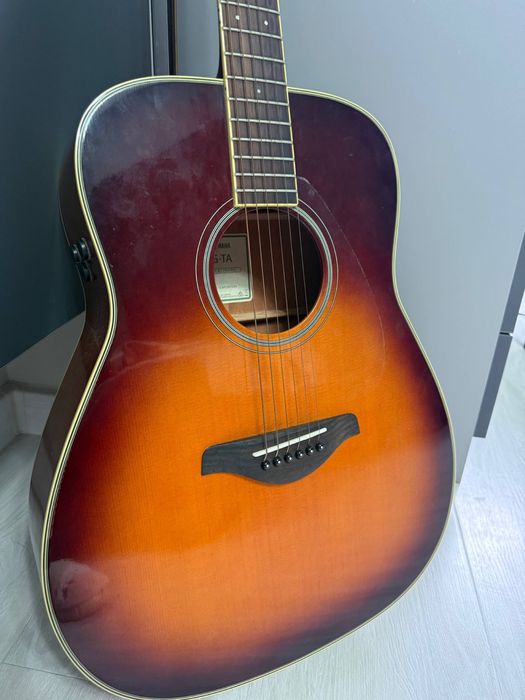 Гитара Yamaha Электроакустическая