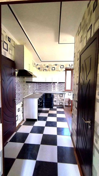 Орзудаги Ховли сотилади  5 хона 2 этаж 6.8 сотик Жомий мфй Кибрай рн