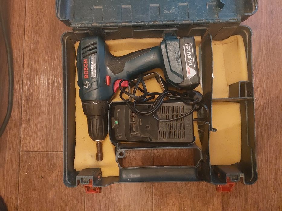 Шуруповерт Bosch